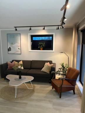 Nymoen Apartment, Kvaløya